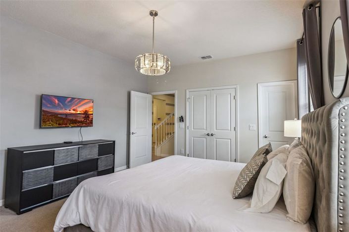 Image No.32-10 Bed Property for sale