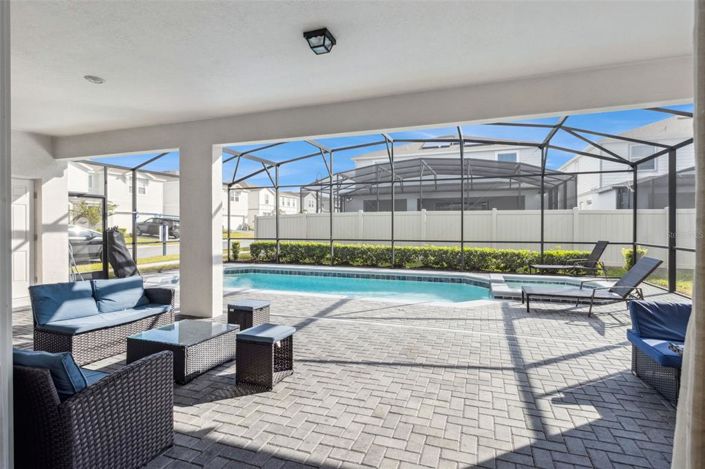 Image No.39-10 Bed Property for sale