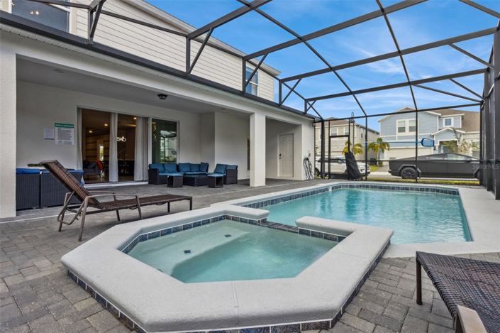 Image No.42-10 Bed Property for sale