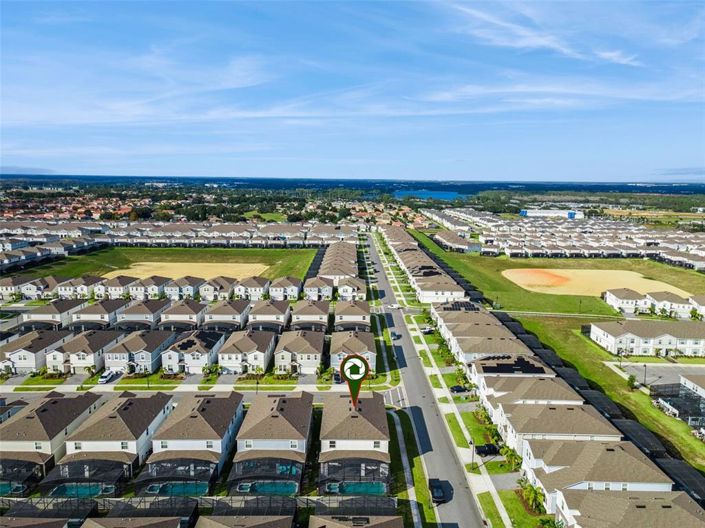 Image No.51-10 Bed Property for sale