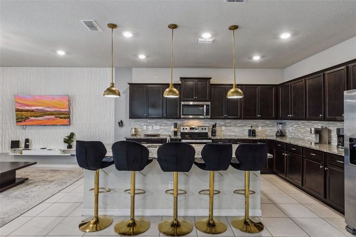 Image No.9-10 Bed Property for sale