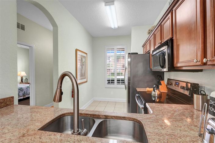 Image No.9-4 Bed Townhouse for sale