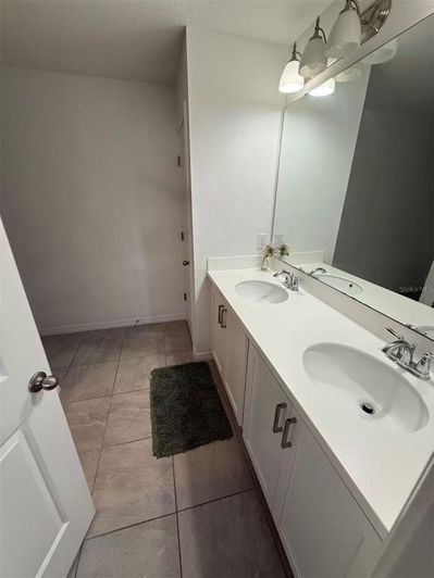 Image No.6-3 Bed Townhouse for sale