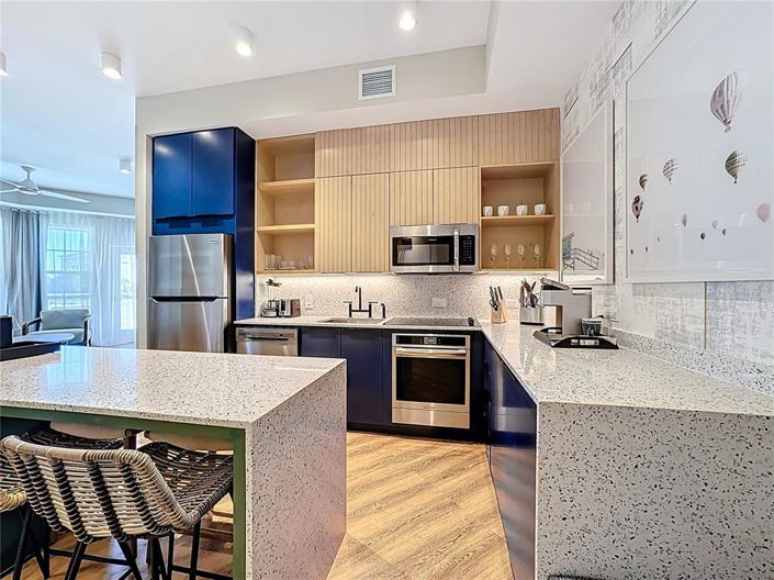 Image No.11-2 Bed Property for sale