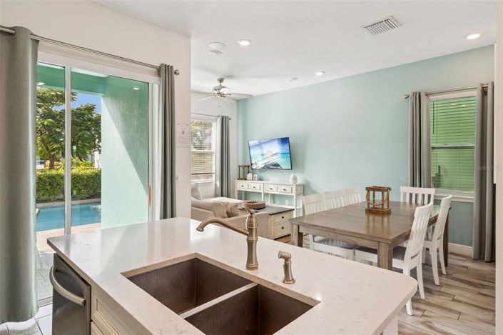 Image No.7-Propriété de 5 chambres à vendre à Kissimmee