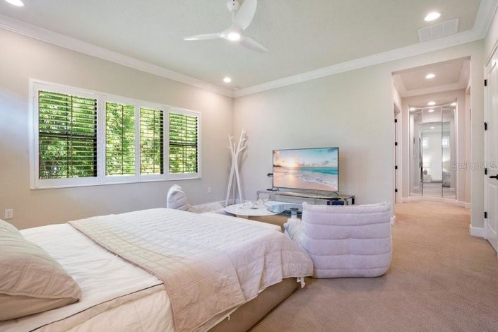 Image No.26-4 Bed Property for sale