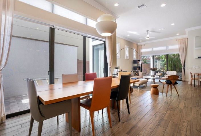 Image No.7-4 Bed Property for sale