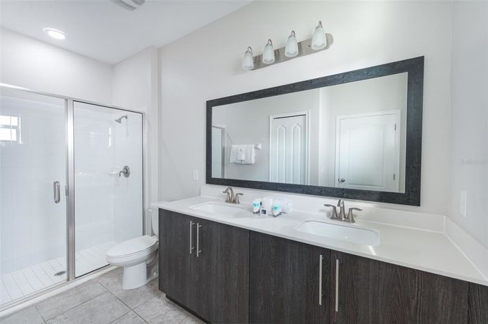 Image No.13-4 Bed Property for sale