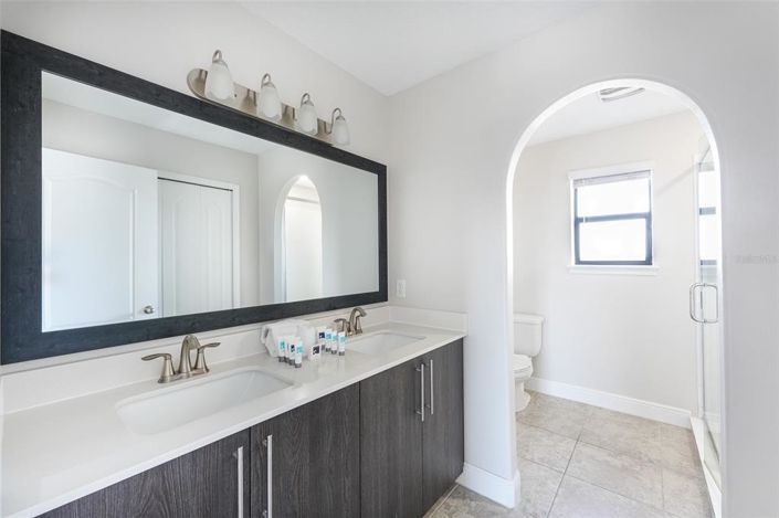 Image No.24-4 Bed Property for sale