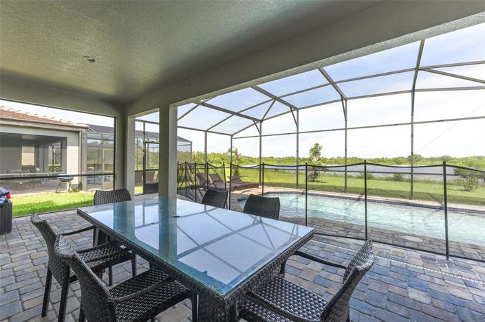 Image No.27-4 Bed Property for sale