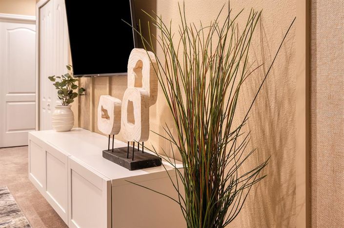 Image No.17-5 Bed Townhouse for sale