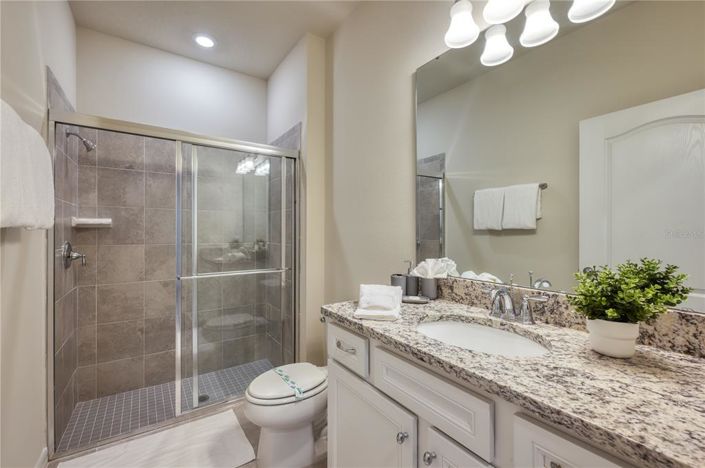 Image No.36-5 Bed Townhouse for sale