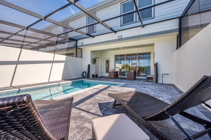 Image No.48-5 Bed Townhouse for sale