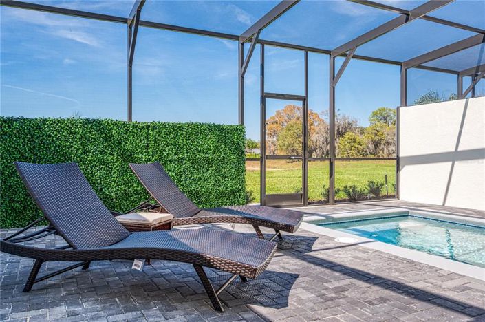 Image No.50-5 Bed Townhouse for sale