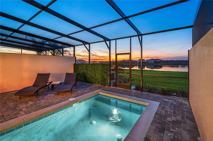 Image No.52-5 Bed Townhouse for sale