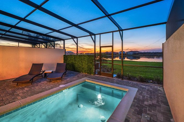 Image No.54-5 Bed Townhouse for sale