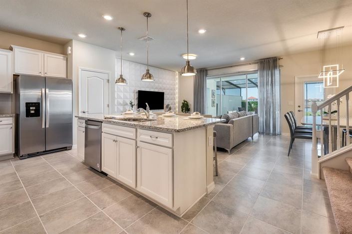 Image No.6-5 Bed Townhouse for sale