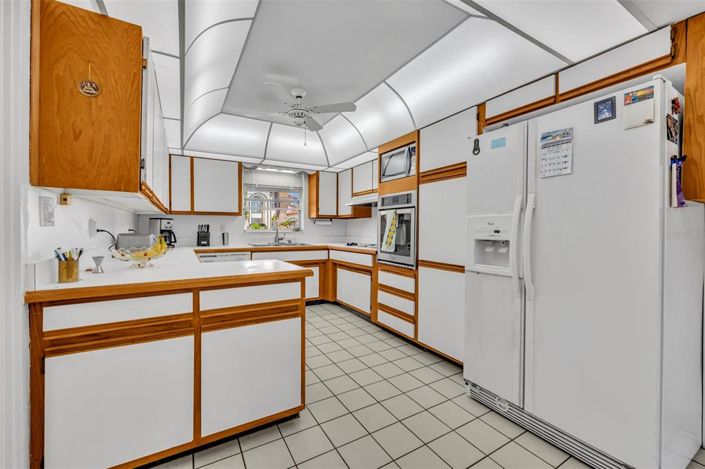 Image No.8-4 Bed Property for sale