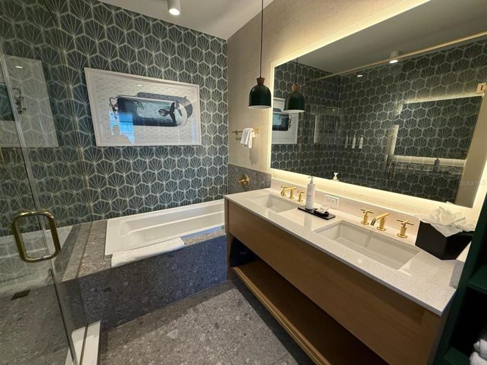 Image No.17-1 Bed Property for sale