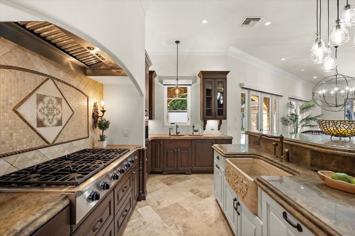 Image No.20-3 Bed Property for sale