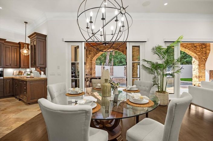 Image No.29-3 Bed Property for sale