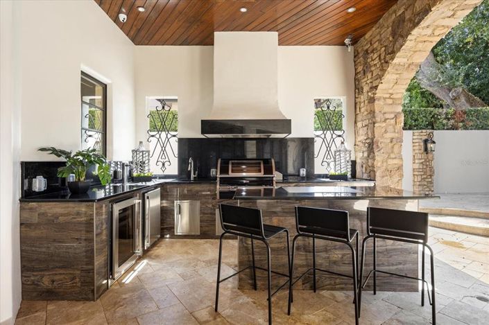 Image No.47-3 Bed Property for sale