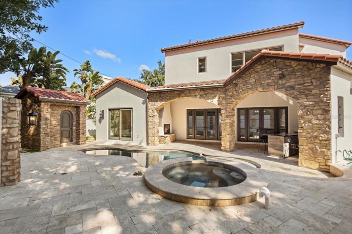 Image No.48-3 Bed Property for sale