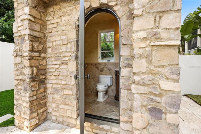 Image No.53-3 Bed Property for sale