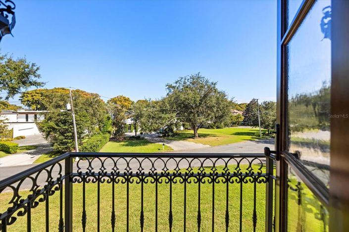 Image No.69-3 Bed Property for sale