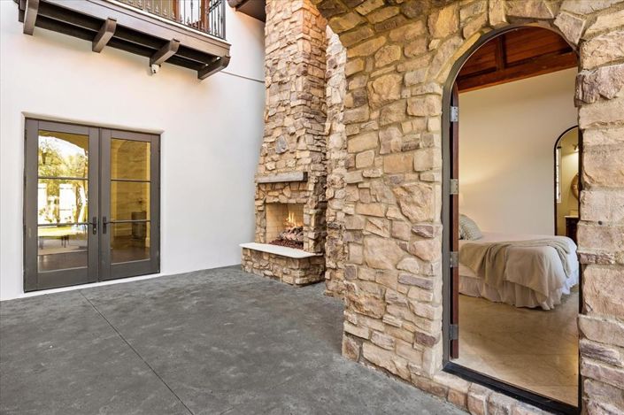 Image No.81-3 Bed Property for sale