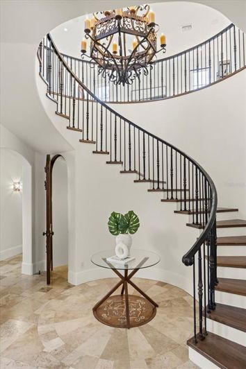 Image No.9-3 Bed Property for sale