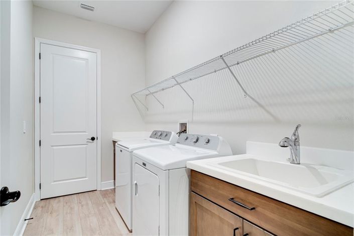 Image No.16-3 Bed Property for sale