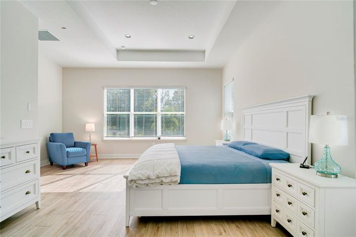 Image No.18-3 Bed Property for sale