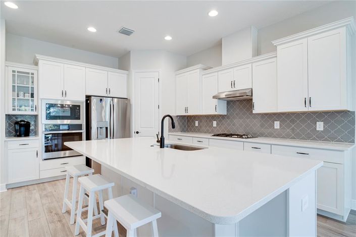 Image No.7-3 Bed Property for sale