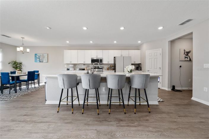 Image No.14-5 Bed Property for sale