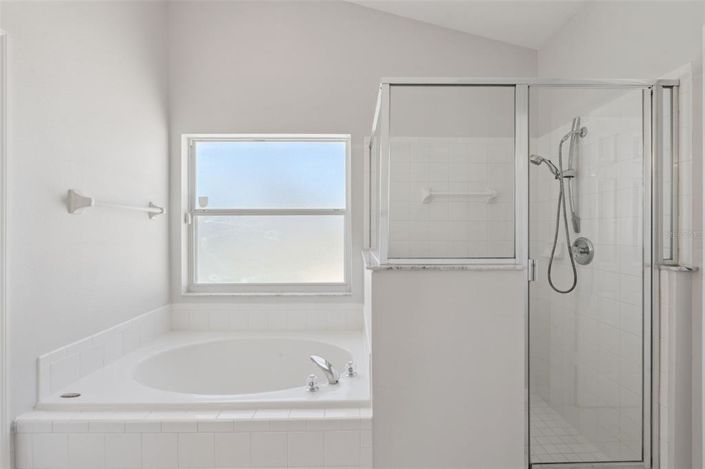 Image No.16-4 Bed Property for sale