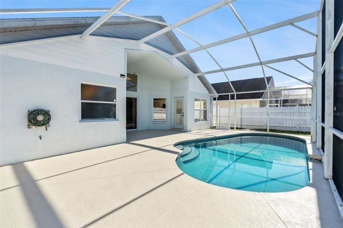 Image No.25-4 Bed Property for sale