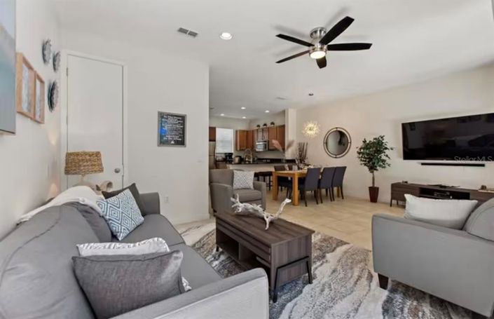 Image No.4-2 Bed Townhouse for sale