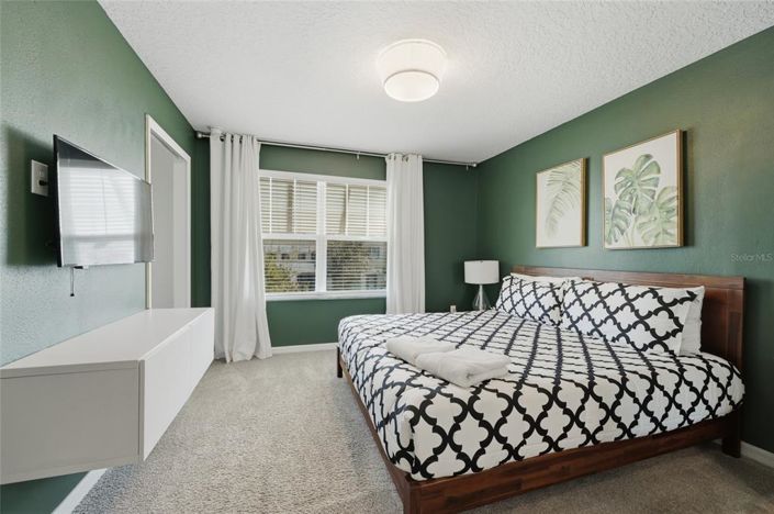 Image No.22-9 Bed Property for sale