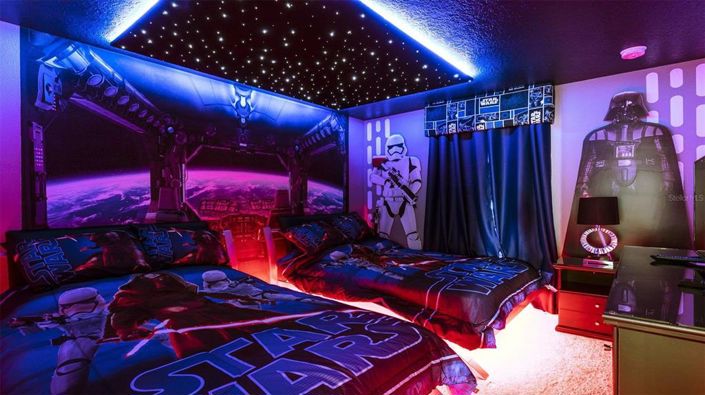 Image No.10-5 Bed Property for sale