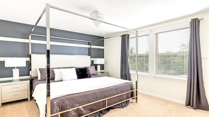 Image No.21-5 Bed Property for sale