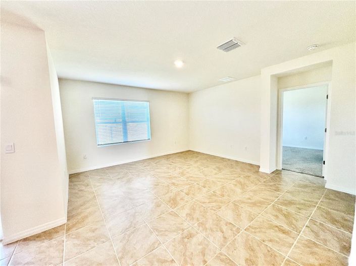 Image No.10-4 Bed Property for sale