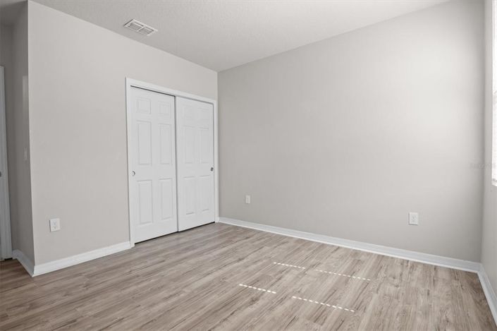 Image No.13-4 Bed Property for sale