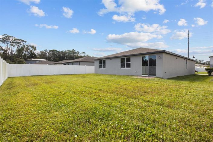 Image No.28-4 Bed Property for sale