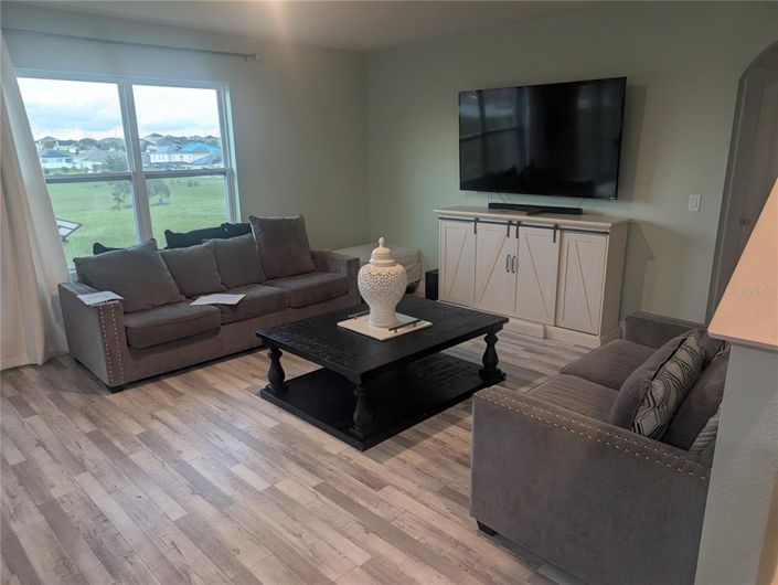 Image No.38-5 Bed Property for sale