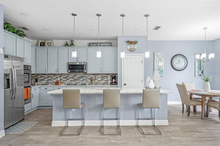 Image No.13-4 Bed Property for sale