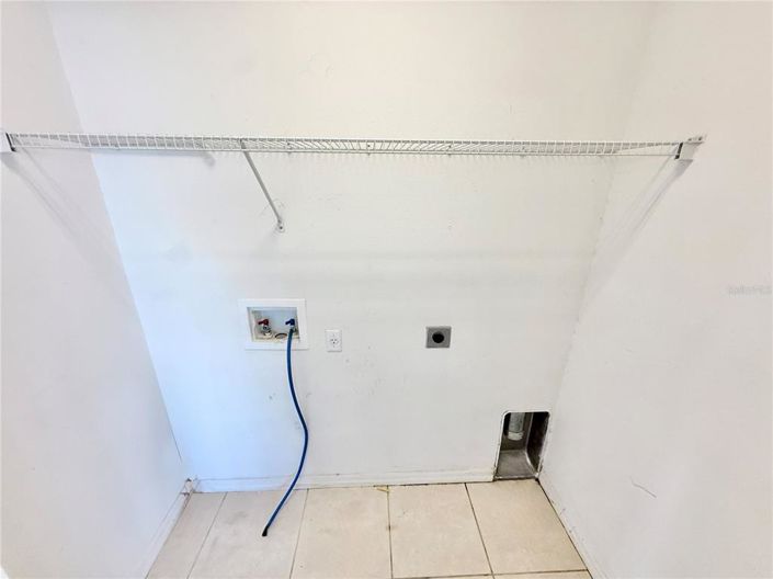 Image No.18-3 Bed Property for sale