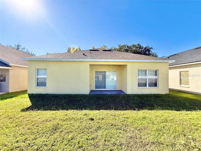 Image No.28-3 Bed Property for sale