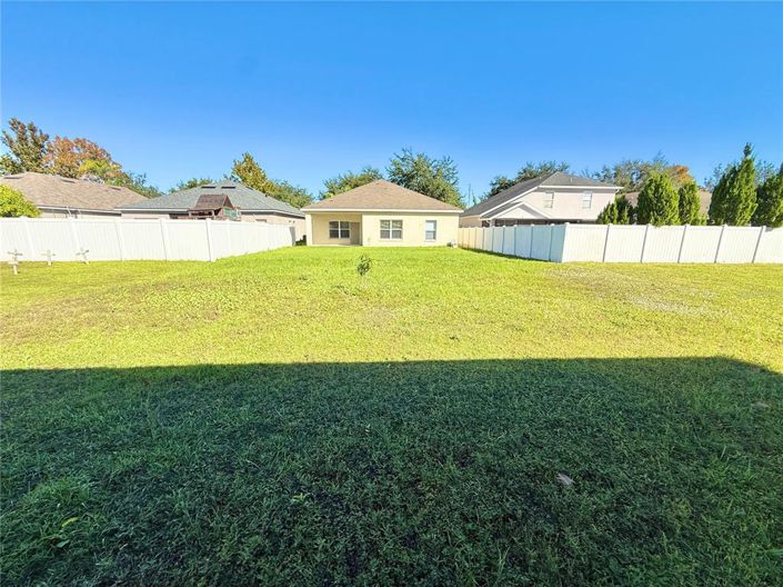 Image No.29-3 Bed Property for sale