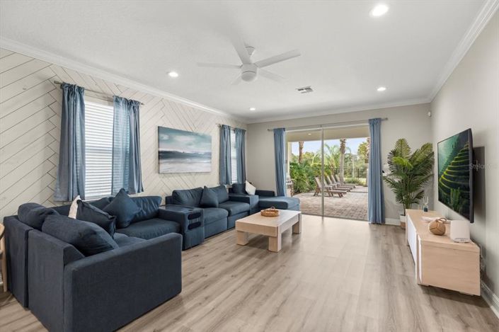 Image No.8-9 Bed Property for sale